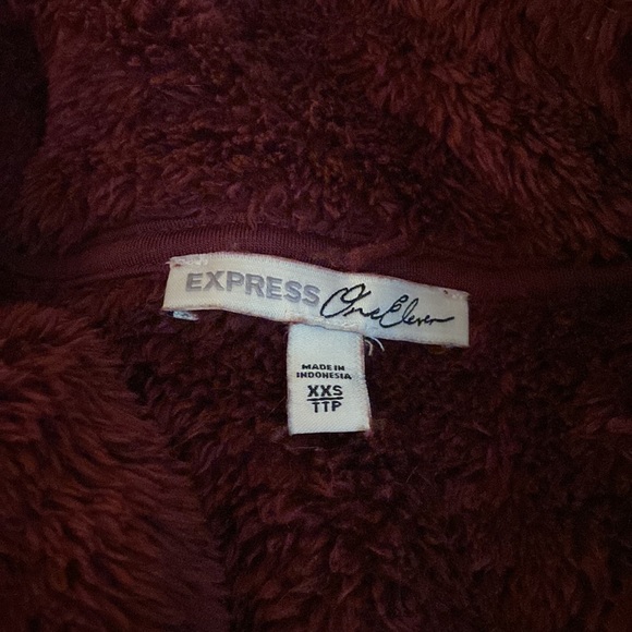 ❤️ EXPRESS Oversized sherpa pullover - Picture 4 of 4